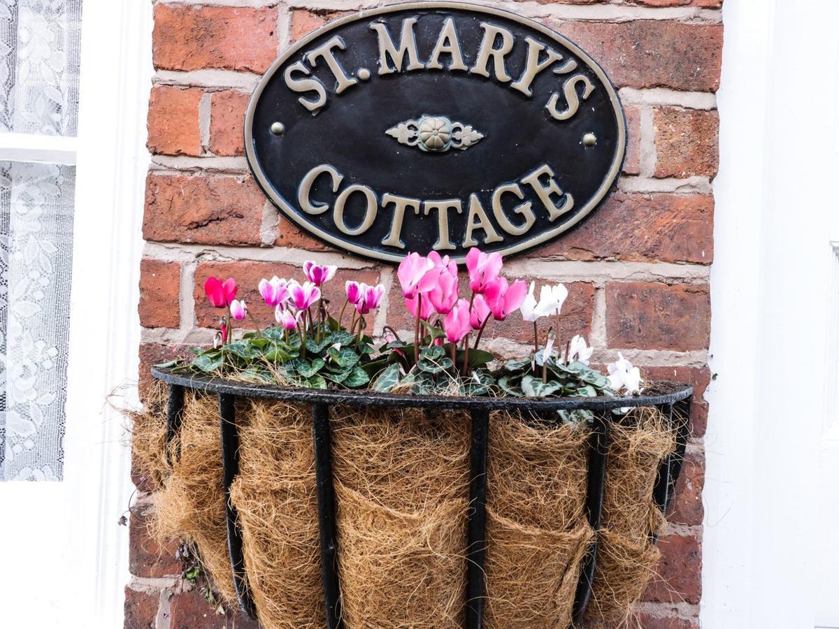 St Mary'S Cottage Scarborough Buitenkant foto